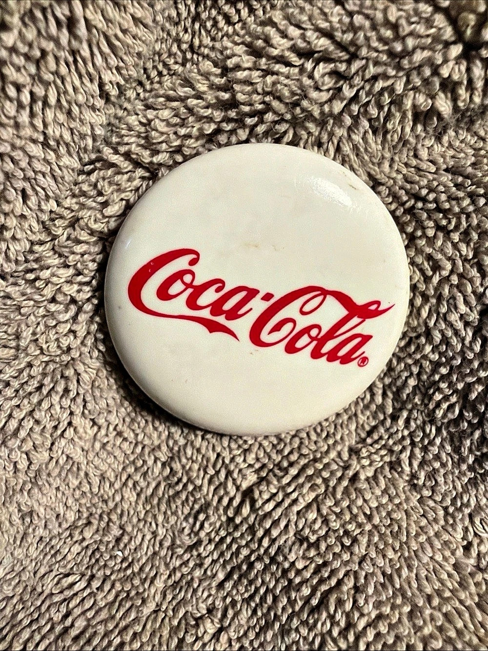 Coca-Cola Vintage 1991 Coca-Cola Logo Brooch Pin Logo Brooch Pin White & Red mad
